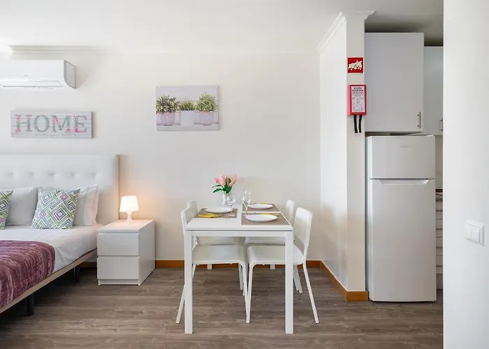 Da Rocha, 17 H, Frontal Sea View, Wonderful Studio, Air Conditioning, Two Pools, Internet, Parking - Jardins Da Rocha By Ig 포티마오